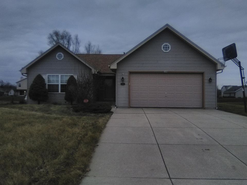 1st image of 1075 E Connie Ln #1
