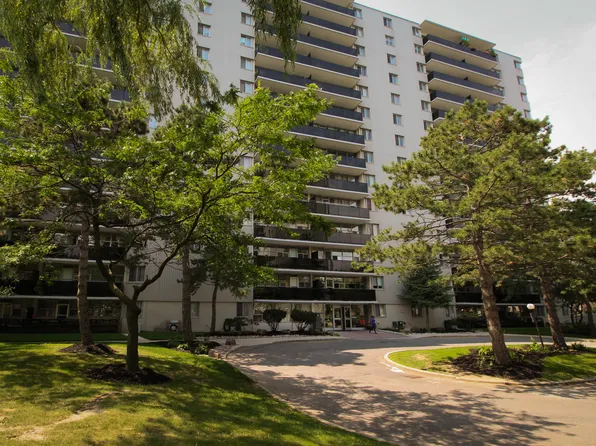 1840 Bloor St, Mississauga, ON L4X 1T2