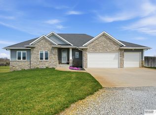 18330 SW 66th St, Crete, NE 68333