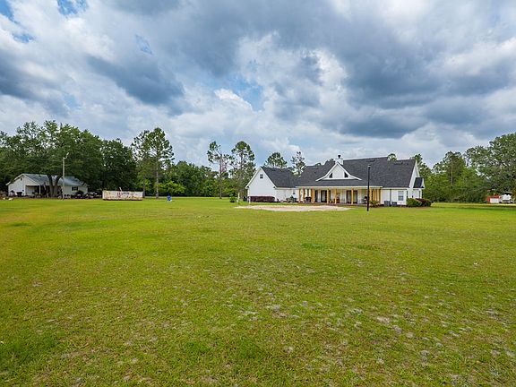 5th image of 743 Old Stockton Rd