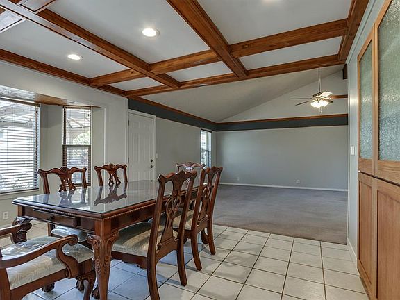 5th image of 1213 Kelly Park Rd