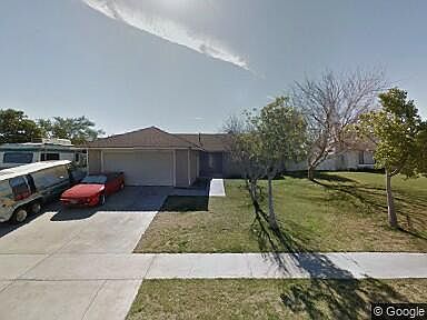 2nd image of 1629 W Candlewood Ave