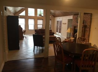 716 Center Cir #A, Salado, TX 76571