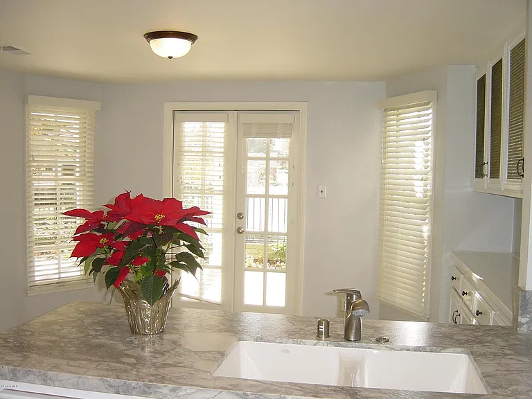 3046 Winding Ln — Photo 10