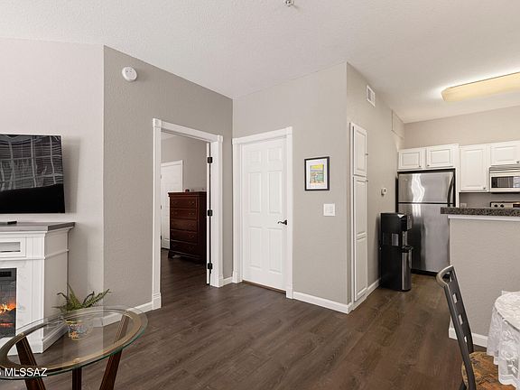 5th image of 1500 E Pusch Wilderness Dr Unit 15107