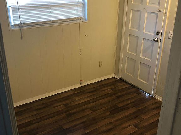 3rd image of 2767 Parkrus Ln #A