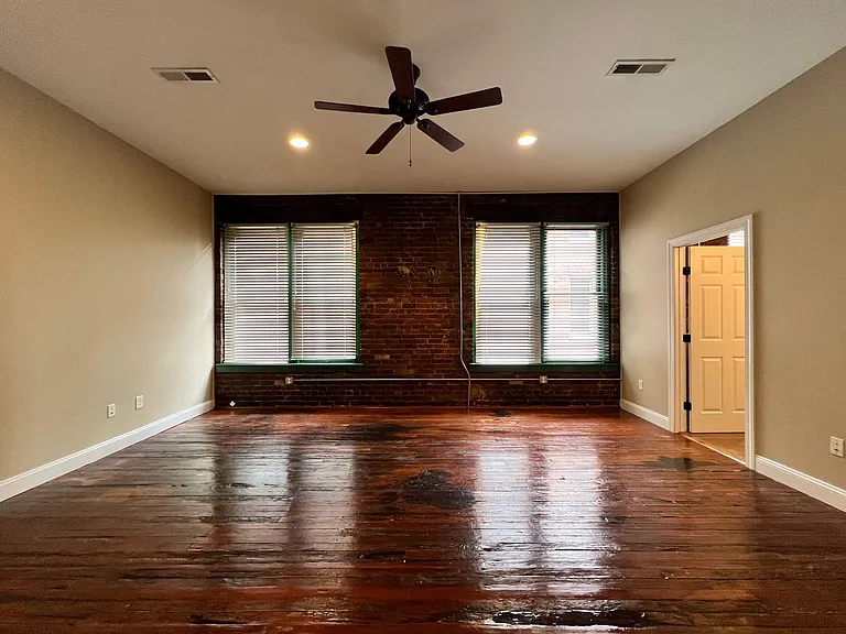 301 Market St SE — Photo 20