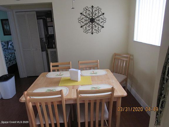 4th image of 606 Beach Park Ln #256