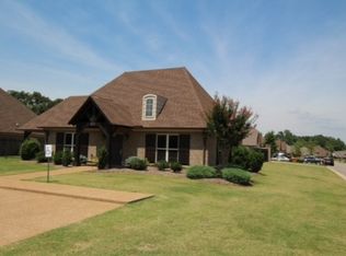 245 Greenhill Dr, Jackson, TN 38305