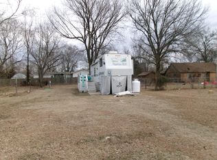 104 S Maple #S, Wyandotte, OK 74370