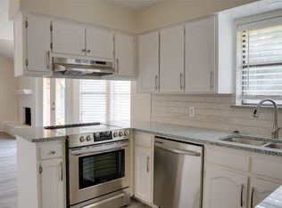 6512 Ridglea Dr, Watauga, TX 76148