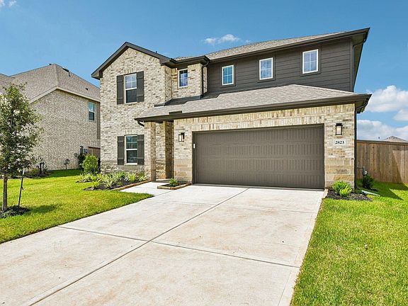 2nd image of 2823 Clapbread Ln