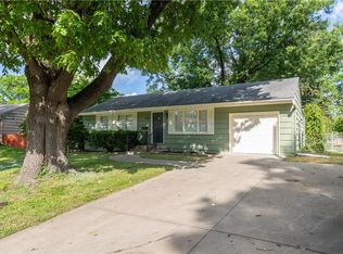 2901 N Spring St, Independence, MO 64050