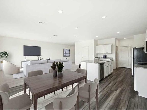 3rd image of 4525 Firewheel Dr