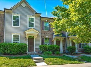 6956 Colonial Garden Dr, Huntersville, NC 28078