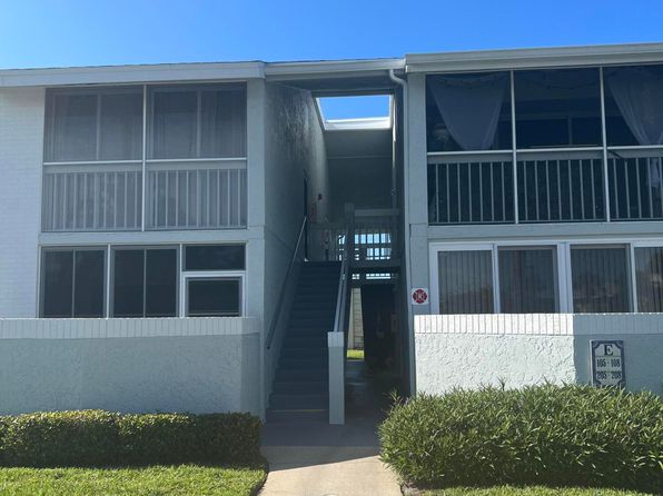 969 Sonesta Ave NE APT 206