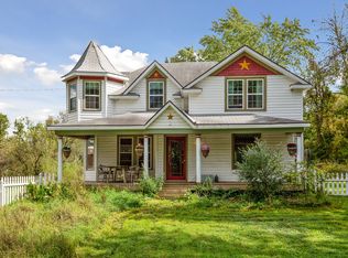 41185 Maple St, North Branch, MN 55056