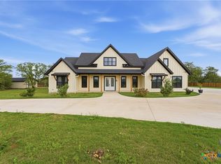 1 Post Oak St, Gonzales, TX 78629