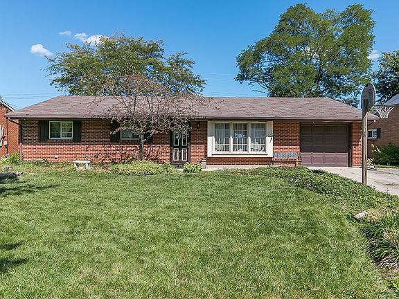 2nd image of 660 Meadowbrook Dr