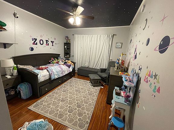 4th image of 2498 Centergate Dr APT 202