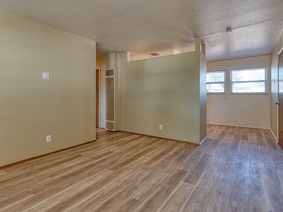 5th image of 4408 14th Ct NW