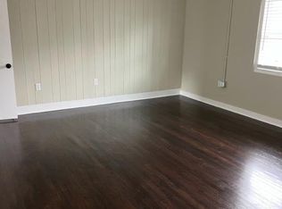 112 N Oak St APT 3, Seneca, SC 29678
