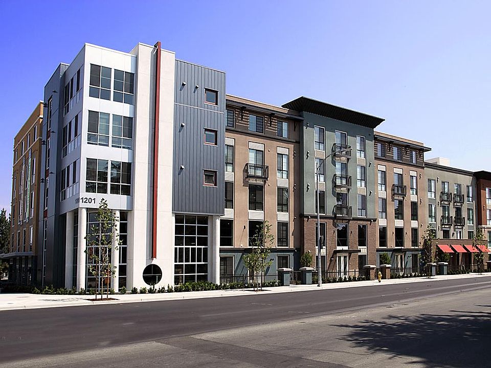 1st image of 1201 Parkmoor Ave APT 1423