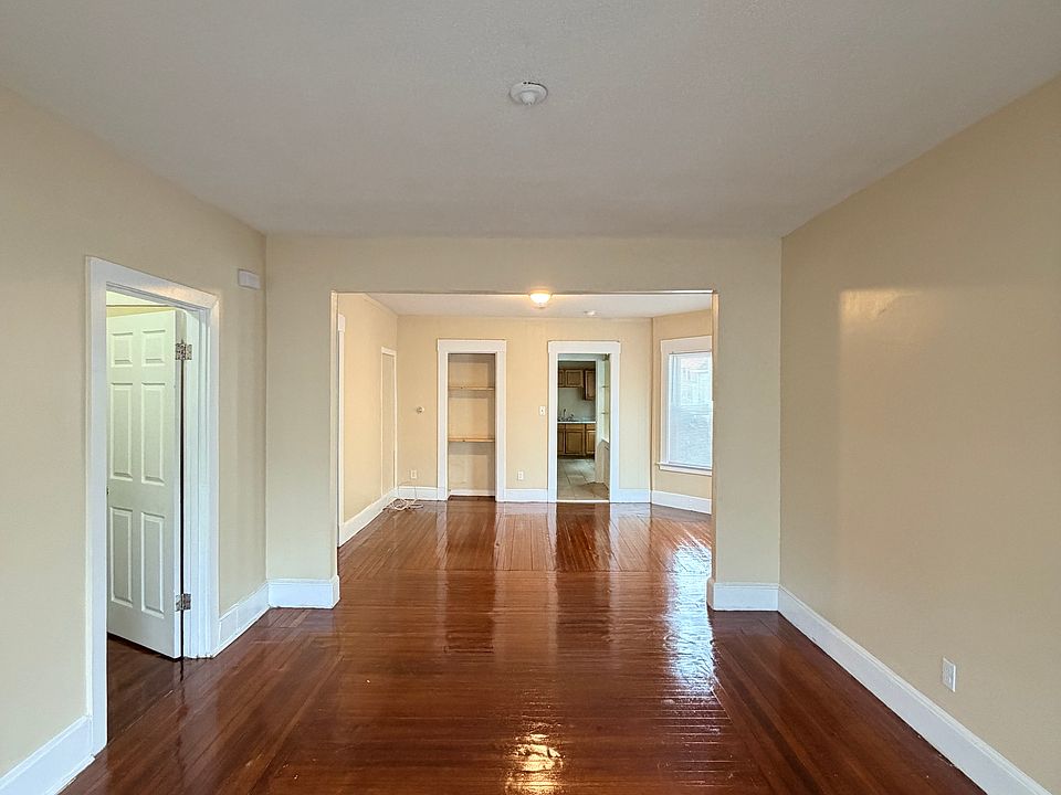 1st image of 395 Sherman Ave #1-0