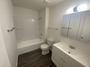 2629 E Uintah St APT B, Colorado Springs, CO 80909