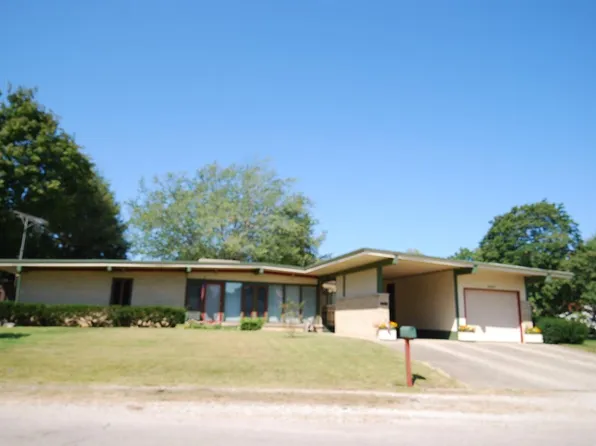 2801 Maple St, Michigan City, IN 46360