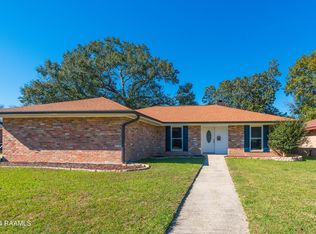 304 Mosser Dr, Lafayette, LA 70508