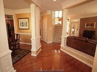 712 Banneker Ln, Annapolis, MD 21401