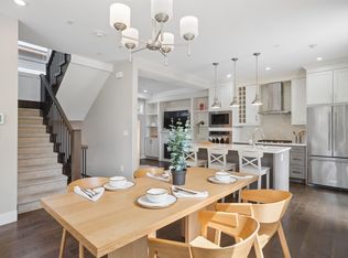 2020 Carson Ct, Coquitlam, BC V3J 1W7