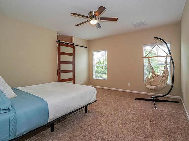 1750 Berkshire Cir SW — Photo 15