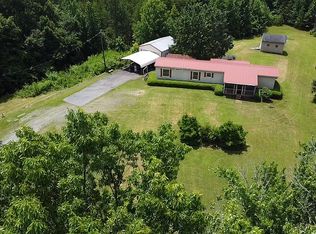 5360 Lake Woussicket Rd, Walnut Cove, NC 27052