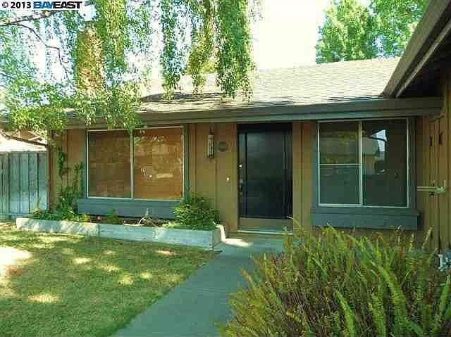 1st image of 4524 Darcelle Dr