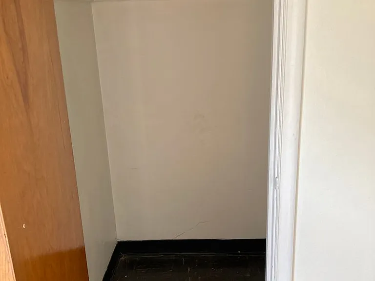 5600 5th Ave — Photo 30