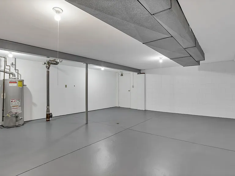 285 N Sandusky St #1 — Photo 10