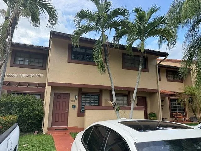 13311 SW 59th Ter — Photo 2