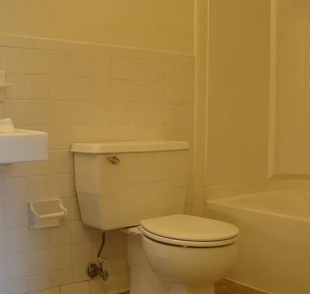 609 Clay St SE — Photo 11