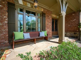 366 Stables Ct, Sandy Springs, GA 30350