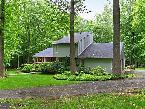 3rd image of 11543 Lilting Ln