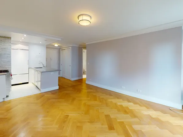 50 West 97th Street image 2 of 7