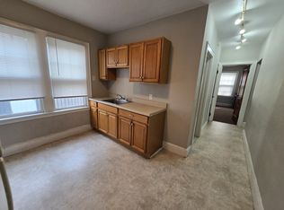 619 Campbell Ave #2R, West Haven, CT 06516
