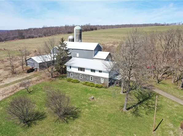 5900 Sylvester Rd, Sinclairville, NY 14782