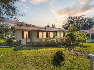 411 Quail St, Lady Lake, FL 32159