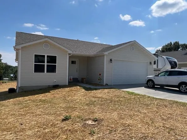 805 Crestview Ln, Perryville, MO 63775