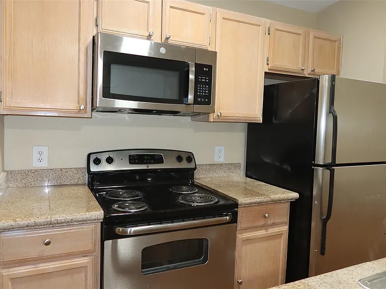 6804 N Capital Of Texas Hwy #101 — Photo 5