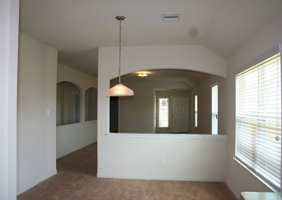 1st image of 903 Running Creek Ct
