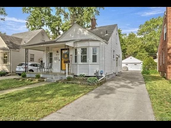 2nd image of 2814 Vassar St